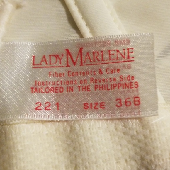 Vintage Cream Lingerie Size 36B/C - Picture 4 of 7